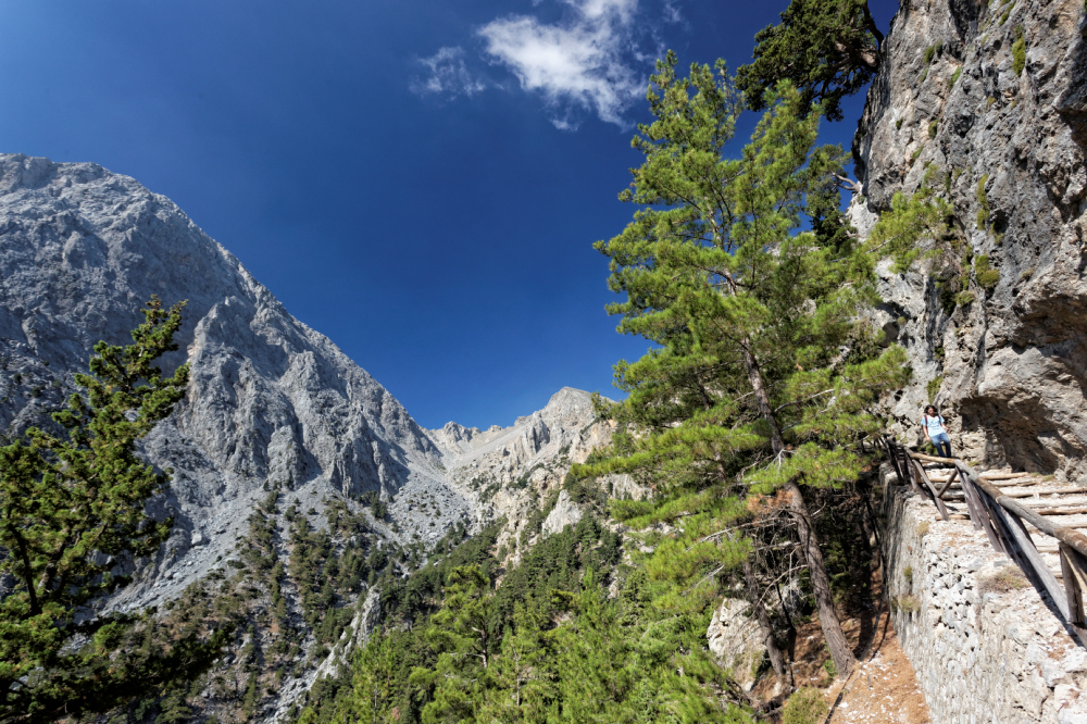 Wąwóz Samaria w górnej części przypomina Alpy, Samaria Gorge, Crete, Greece