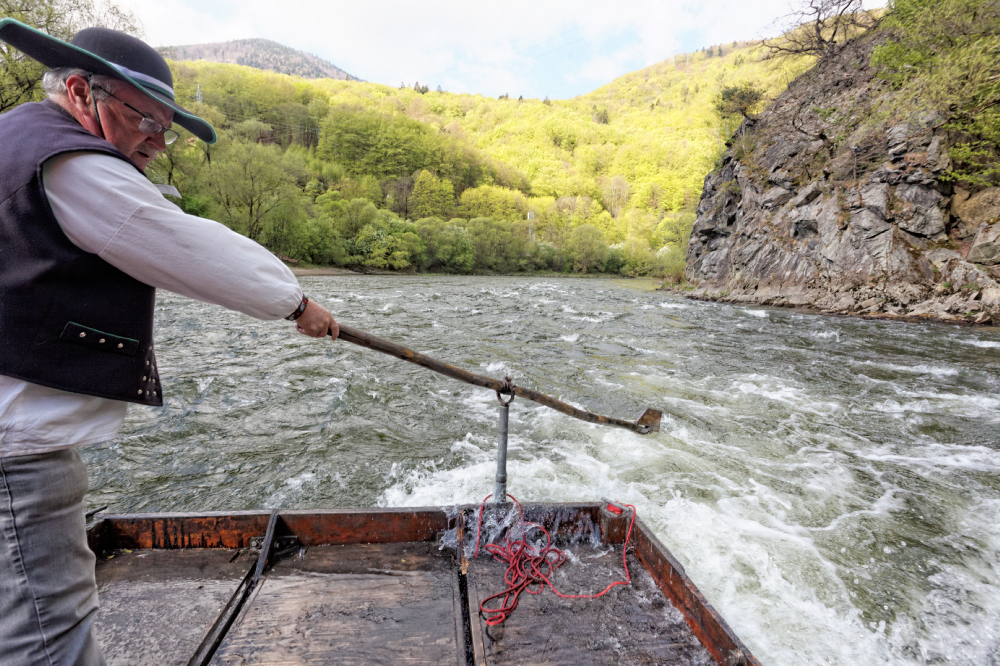 Splywa tratwami na Wagu, Strecno, Słowacja fot. Mieczysław Pawłowicz