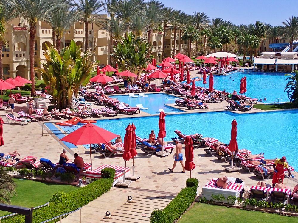 Jeden z hoteli sieci Rixos, Szarm el Szejk, Egipt fot. Mieczysław Pawłowicz