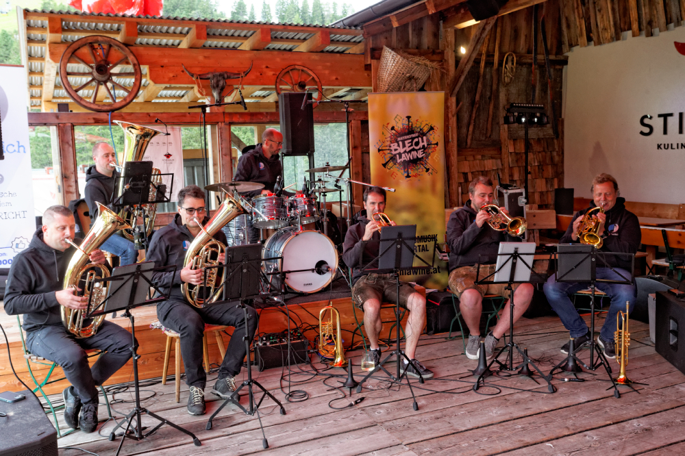 Blechlawine, Zillertal Arena